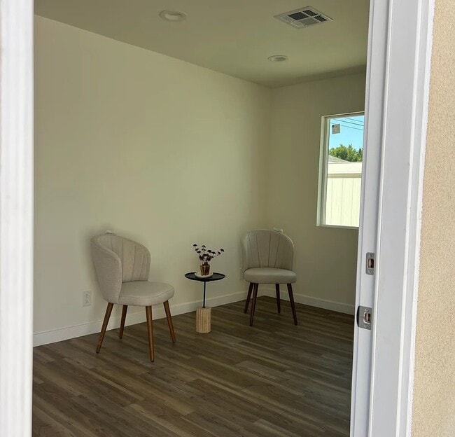 Photo - 9427 S 2nd Ave Unidad 9427 1.2