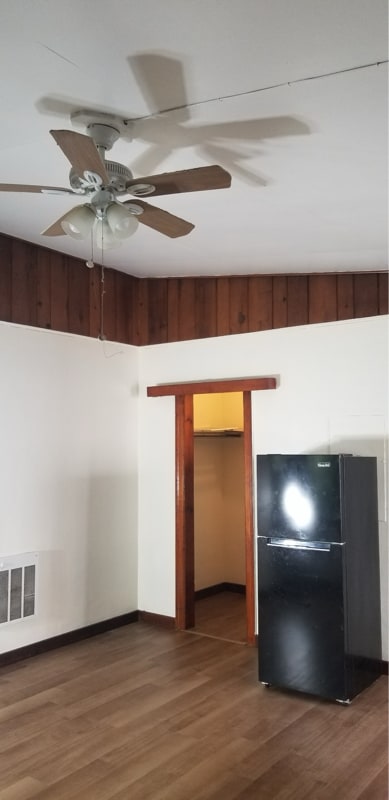 Photo - 3121 Oak Grove Dr Apartment Unit 3