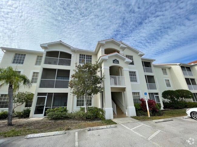 Building Photo - ANNUAL RENTAL - 2 BED / 2 BATH CONDO AT ST... Unit 1214