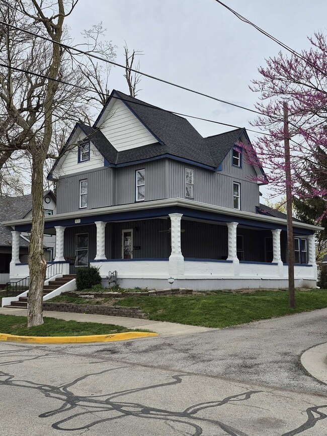 Building Photo - 615 N Meridian St Rental