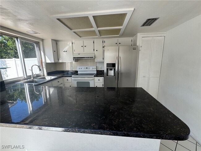 Photo - 246 SW 36th Terrace