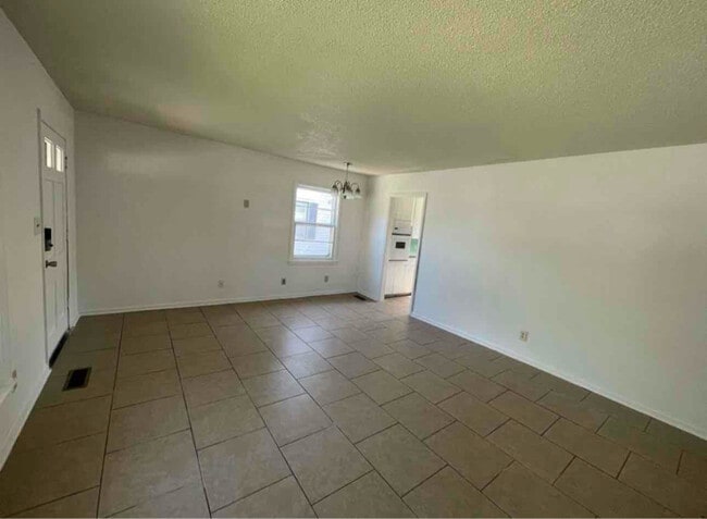 Photo - 1138 N Piatt Ave