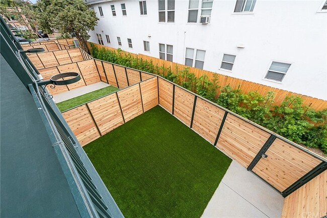 Photo - 1232 E 2nd Street