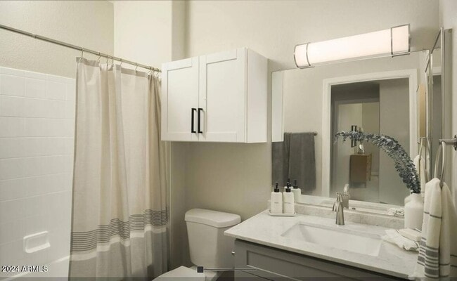 Photo - 10 W Minnezona Ave Unit 1