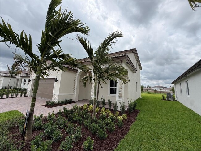 Photo - 2384 SE 29th St