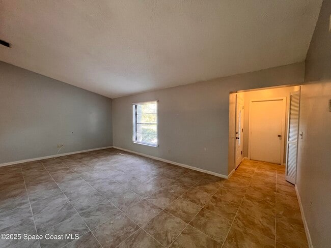 Photo - 1480 Amador Ave NW