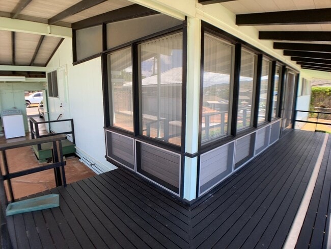 Photo - Moanalua Gardens (Honolulu) - Great Location - 3 bedroom home