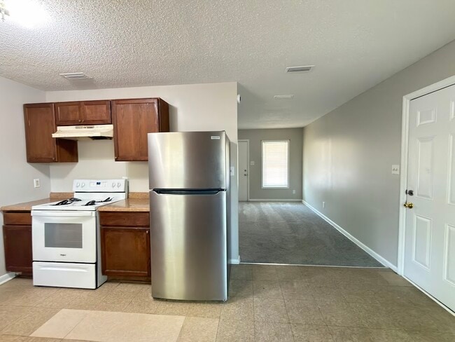 Photo - 1741 Ricardo St