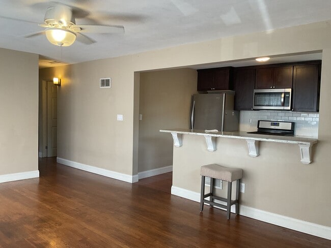 Photo - 1722 Cornell Rd