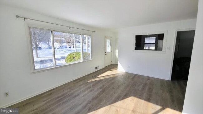 Photo - 12217 Valleywood Dr