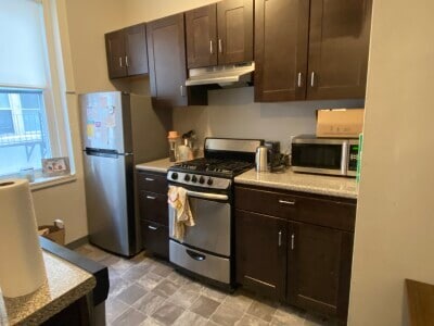 Photo - 166 Kelton St