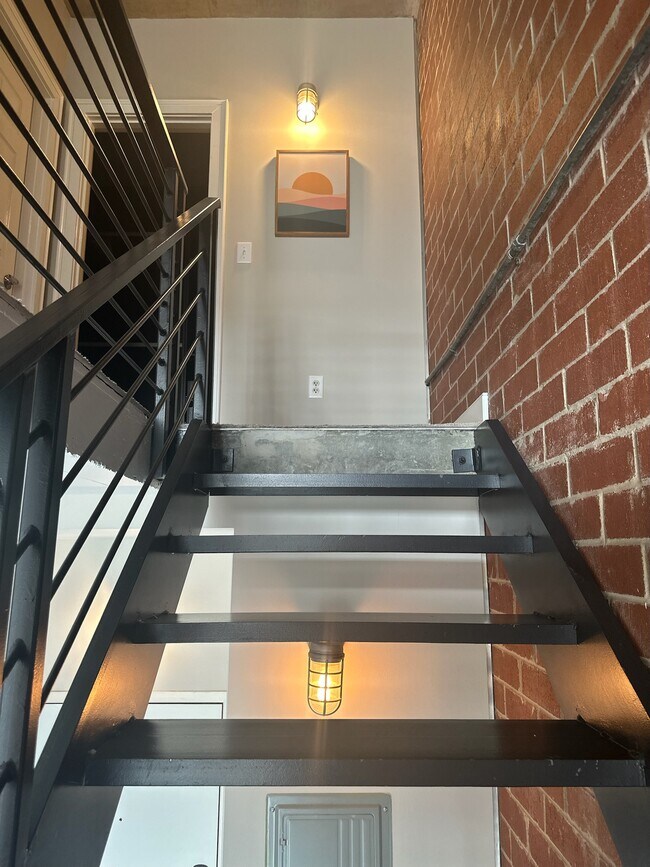 Photo - 900 W Trade St Unidad 306