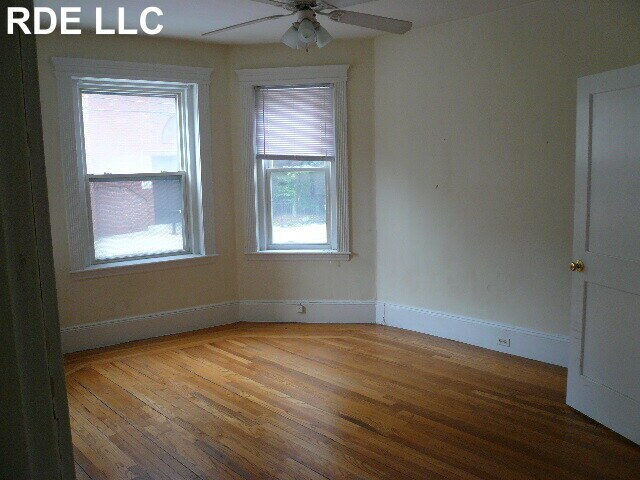 Photo - 158 Kelton St Unit 1