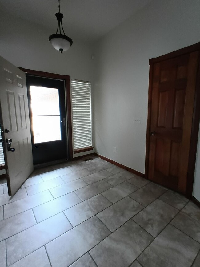 Photo - Carl Albert Schools! - Great Home!