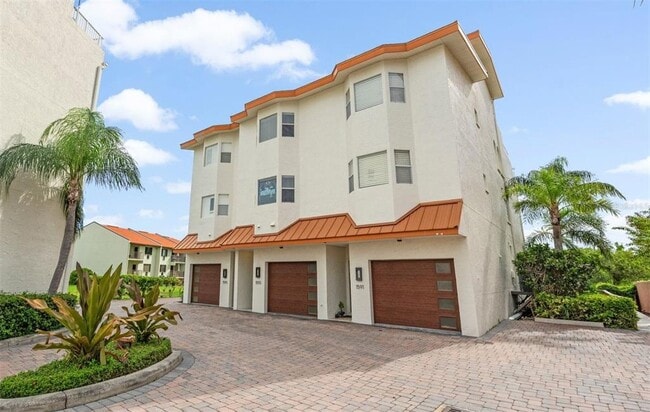 Building Photo - 1593 Pinellas Bayway S