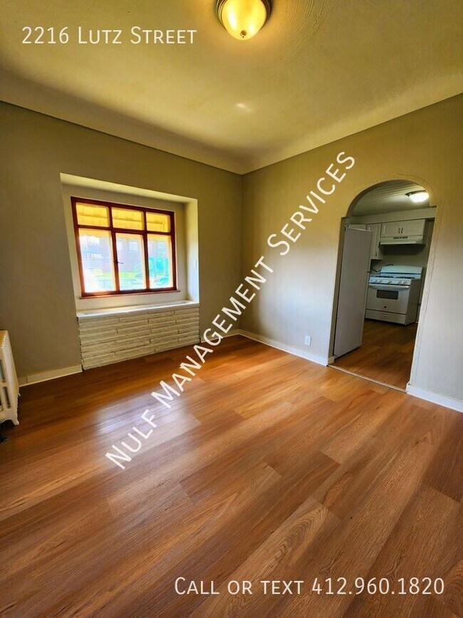 Photo - 2216 Lutz St