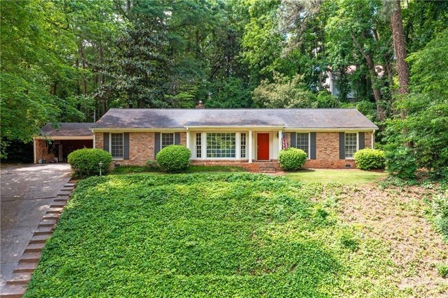Building Photo - 6550 Bridgewood Valley Rd NW Rental