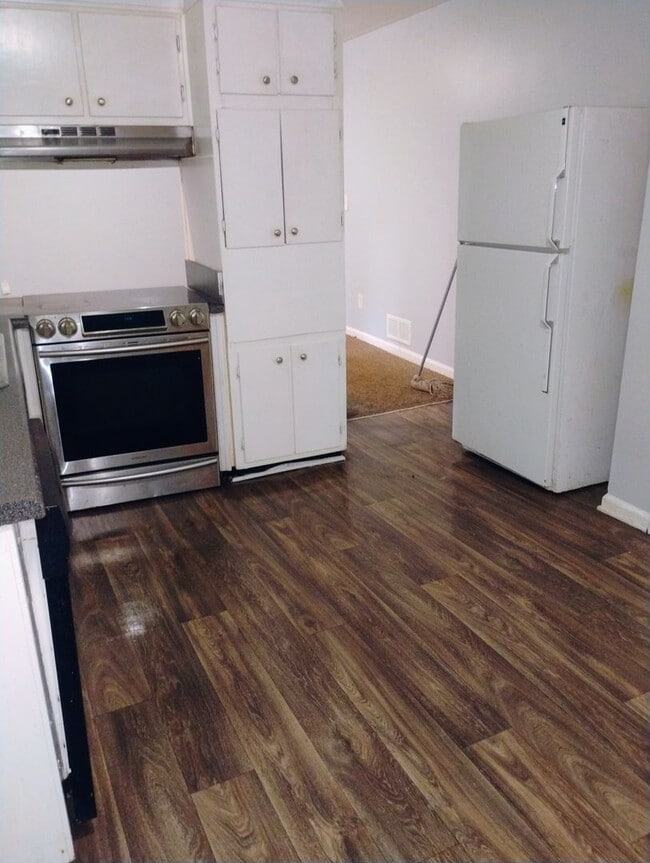 Photo - 3 BEDROOM HOME MOVE IN READY! AMAZING DOUG...
