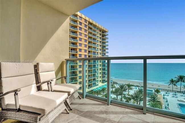 Building Photo - 2501 S Ocean Dr Unit 823 (Available now)