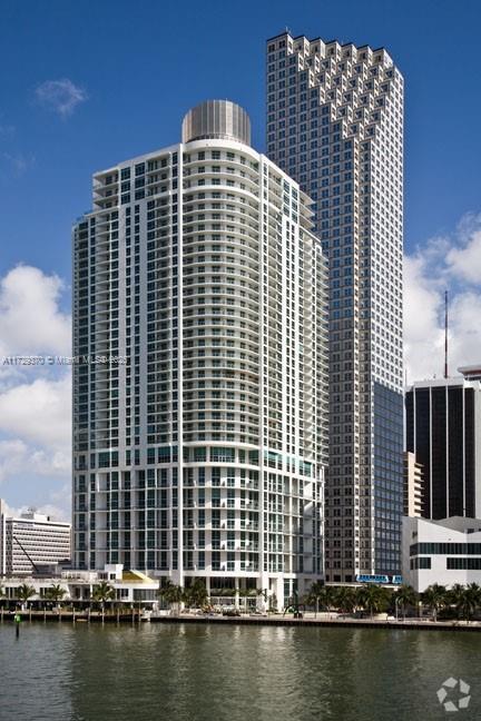 Building Photo - 300 S Biscayne Blvd Unit T-1616 Rental