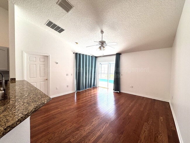 Photo - 205 Paradise Woods Pl