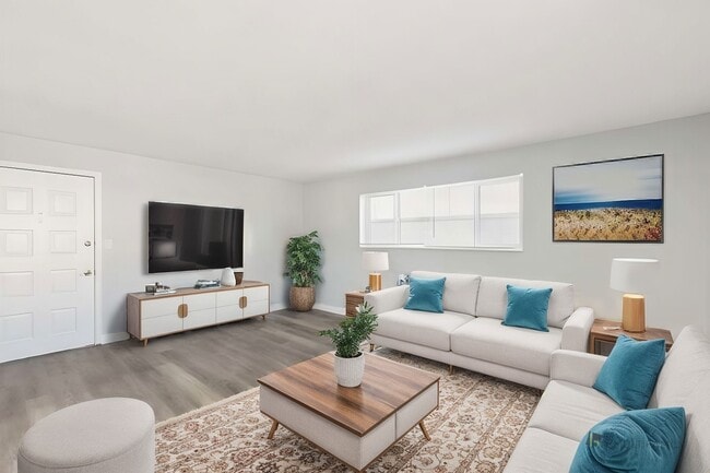 Living Room - Standard - 2 - Country Club