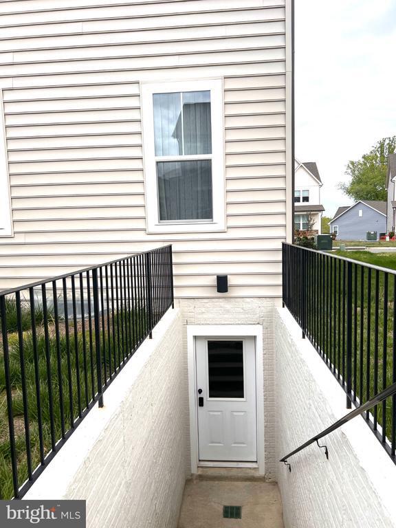 Photo - 9875 Selkie Ln