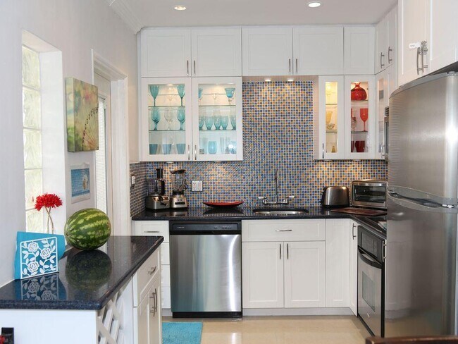 Photo - 1535 Jackson St