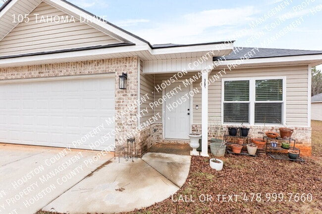 Photo - 105 Tahoma Dr