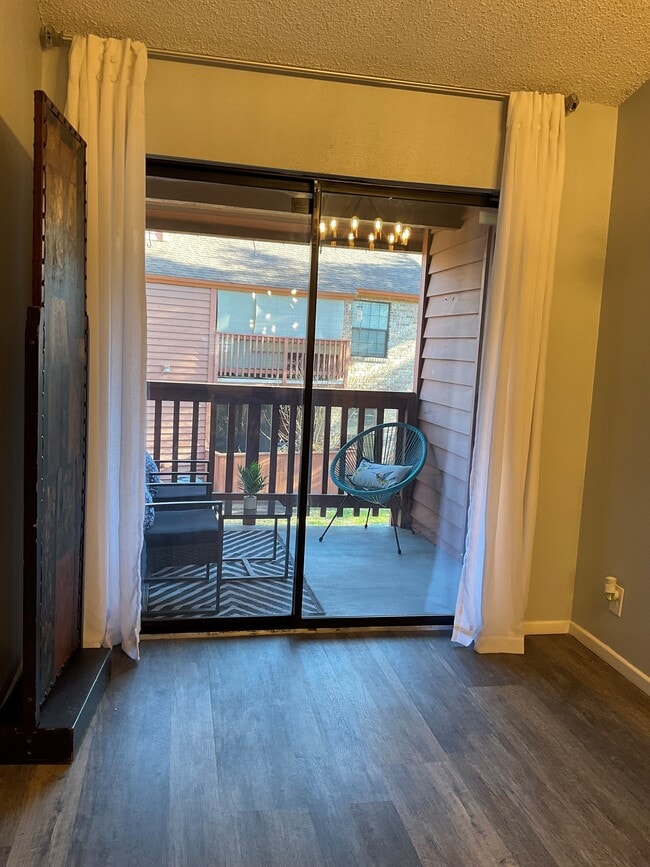 Back Patio - 13018 Heimer Rd Unit 608