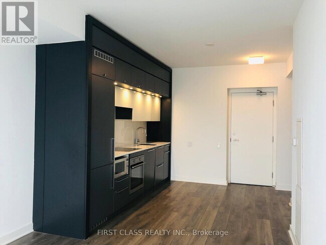 Photo - 15 Grenville St Unit 2707