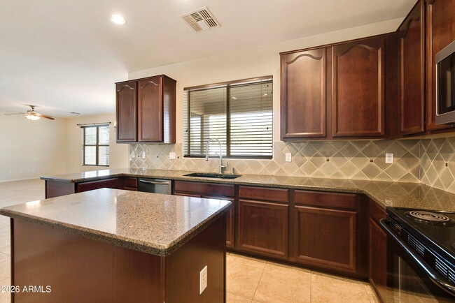 Photo - 6209 S 43rd Dr