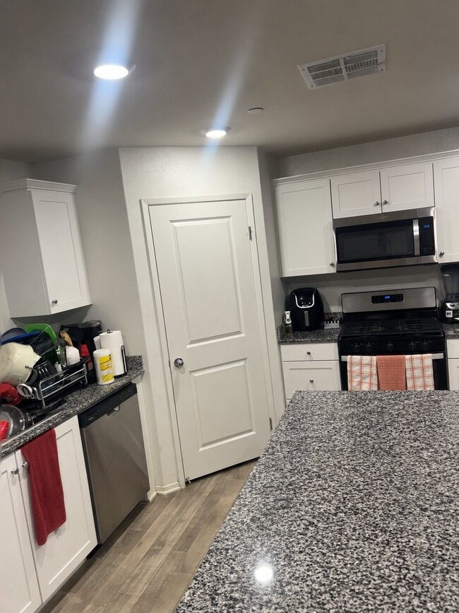 1179 Mandrake Cove