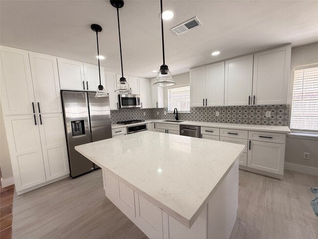 Photo - 5810 Cheena Dr