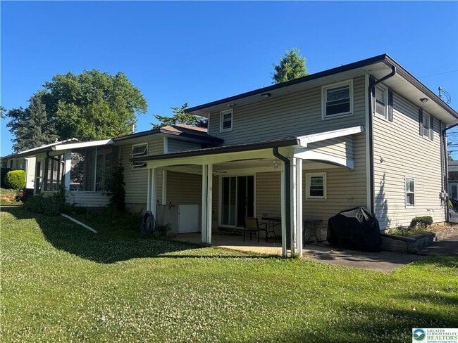 Photo - 3200 Highland Dr