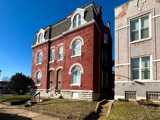 Photo - 3333 California Ave Unit 2F