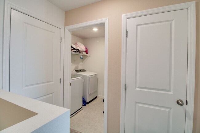 Photo - 8732 Sportsman Lp