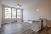 1BR, 1BA - 1000SF