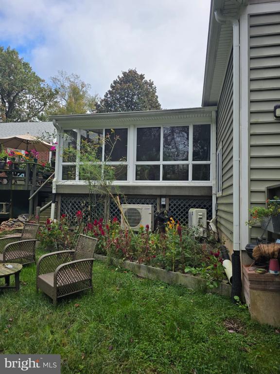 Photo - 401 Stonington Rd
