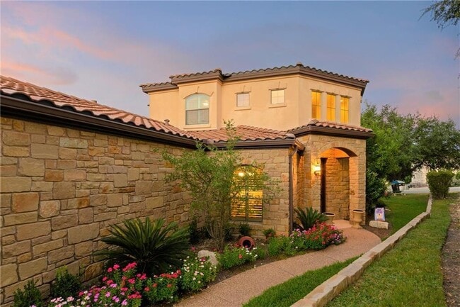 Photo - 110 Oak Glen Cove