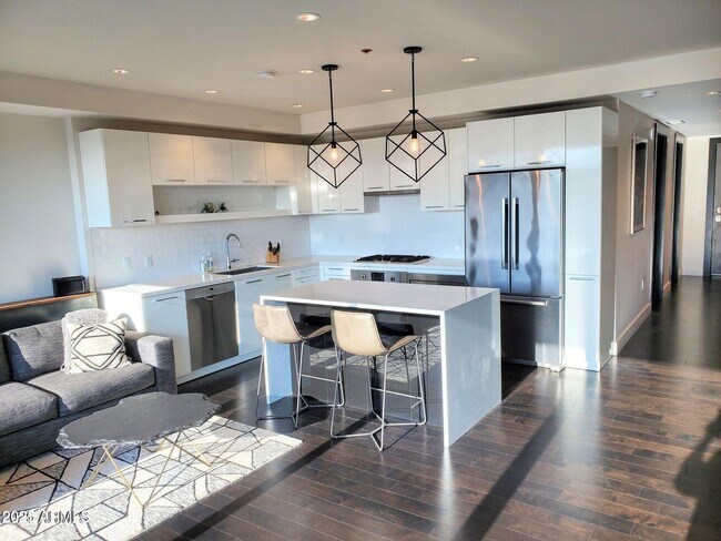 Photo - 4422 N 75th St Unit 6005