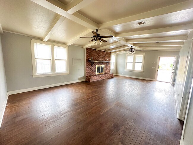 Photo - 1912 20th St