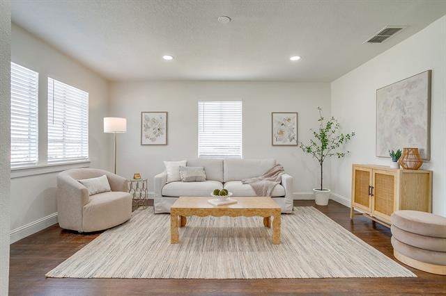 Photo - 4413 Wellesley Ave