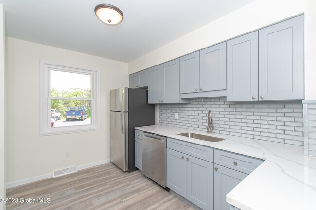 Photo - 276 Old Loudon Rd