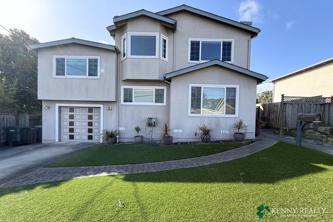 Building Photo - Spacious 3-Bedroom Home in Desirable Neighborhood in South San Francisco