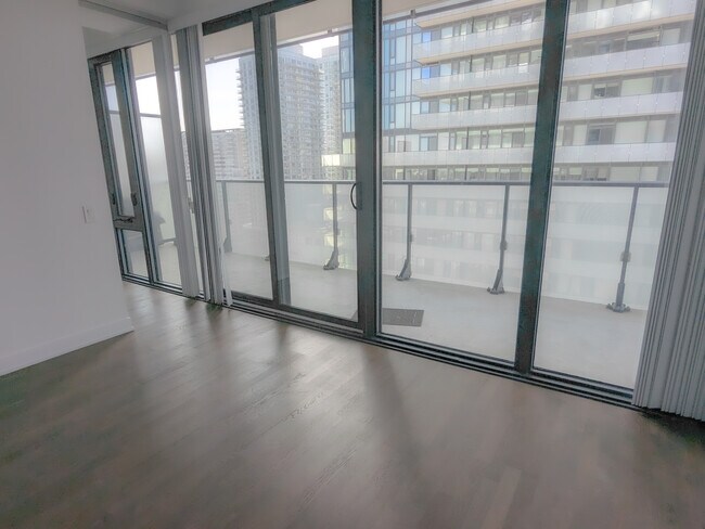 Photo - 185 Roehampton Ave Unité 1801