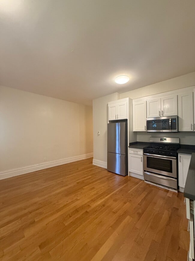 Photo - 646 Natoma St