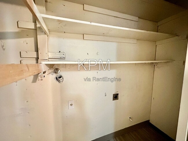 Photo - 1025 E 9th St