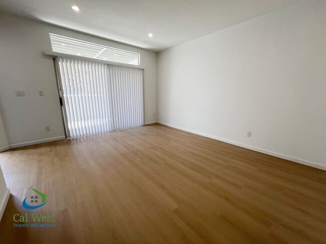 Photo - $2,995 - Updated 2 Bed/2 Bath Condo in a Gated Community of the Fairgrounds Neighborhood!