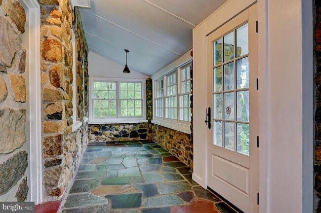 Photo - 353 Cherry Hill Rd